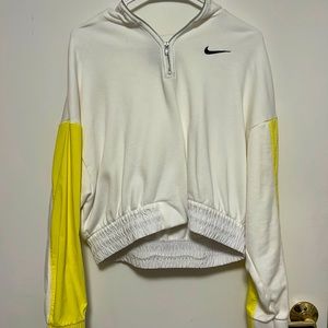 Cropped Nike half zip hoodie